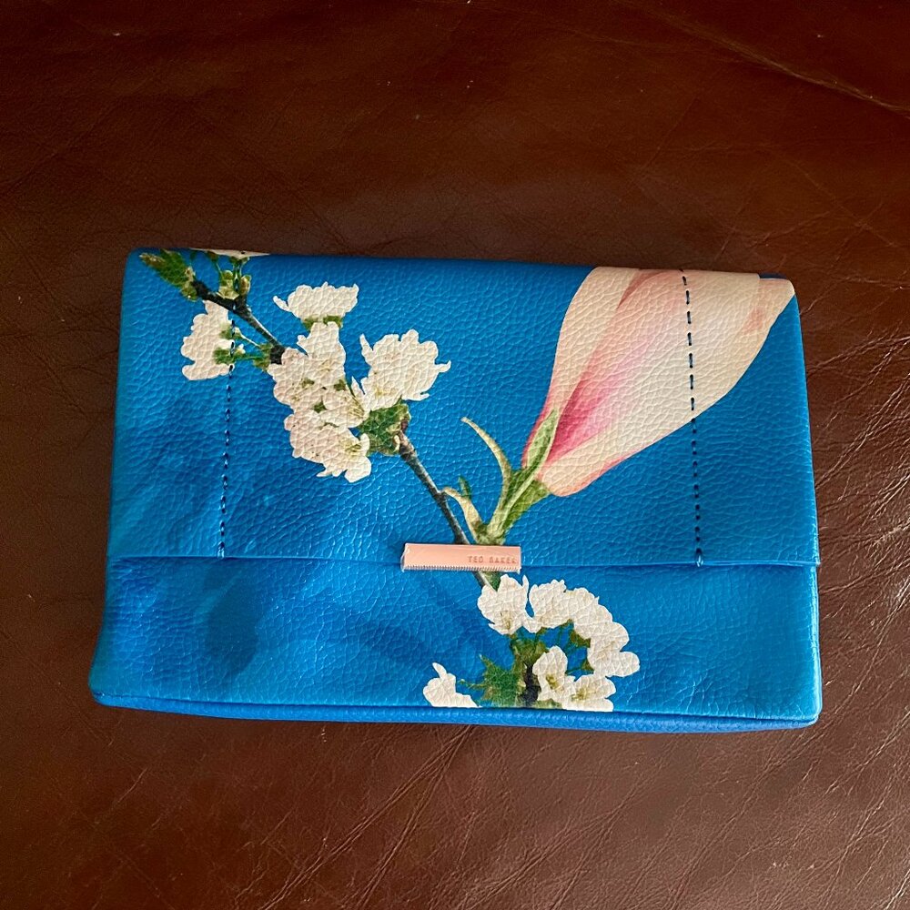 TED BAKER LONDON Crossbody Leather Clutch in Blue w/ Pink and white magnolia
